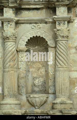 Detail von der Vorderseite des Fort Alamo in San Antonio Stockfoto