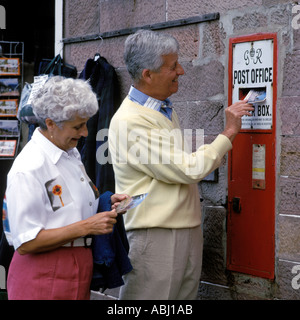 PAAR POSTING KARTEN Stockfoto