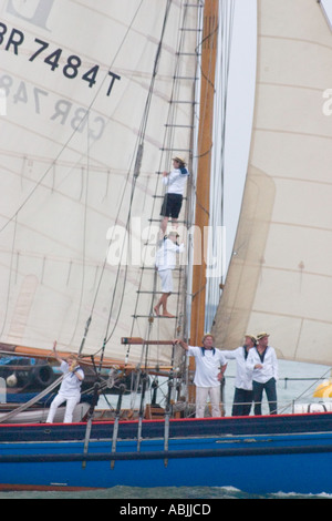 Überprüfung der Eleanor Mary bei Trafalgar 200 und Flotte Portsmouth am 28. Juni 2005 Stockfoto