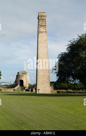 Schornstein und Zuckerrohr Windmühle, Lust und Laune-Plantage, St. Croix, Amerikanische Jungferninseln Stockfoto