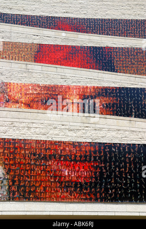 Mosaik von Gesichtern, Musee Canadien des Zivilisationen, Rumpf, Quebec, Kanada Stockfoto