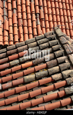 Terrakottadächer in Drovnic, Kroatien Stockfoto