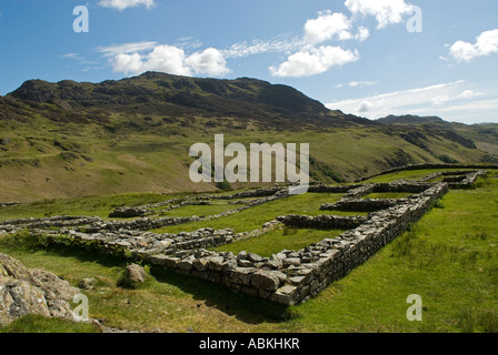 Blick vom römischen Kastells Hardknott nach Westen in Richtung der Eskdale Tal und Harter fiel. Stockfoto