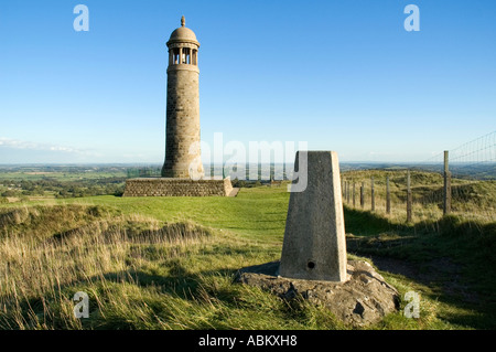 Crich Stand, Denkmal für das Sherwood Foresters Regiment Crich Village in der Nähe von Matlock, Derbyshire, England, UK Stockfoto