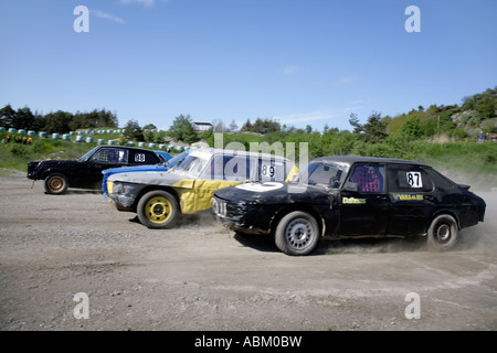 Ab und Weg zum Jahresbeginn Folkrace Banger racing bei Folkrace Torslanda Rennbahn Göteborg Schweden Stockfoto