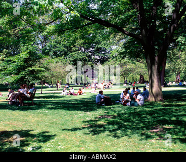 Mittags im Regents Park London mitten im Sommer Stockfoto