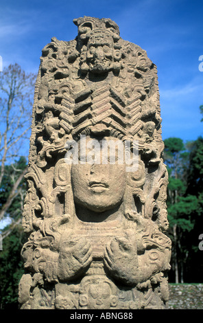 Honduras Copan Ruinas Nahaufnahme Gesicht Porträt Stele A Replica Maya Maya-Kunst Portrait Stela A Replica Stockfoto