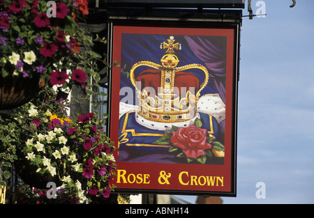 Rose und Krone Pub melden, Sheep Street, Stratford Warwickshire, England, UK Stockfoto