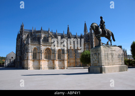 Blick auf das herrliche riesige gotische Kloster Mosteiro de Santa Maria de Vitória Batalha Leiria Costa Prata Portugal Europa Stockfoto