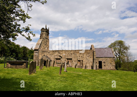 St. Martins Kirche Wharram Percy verlassene mittelalterliche Dorf North Yorkshire UK Stockfoto