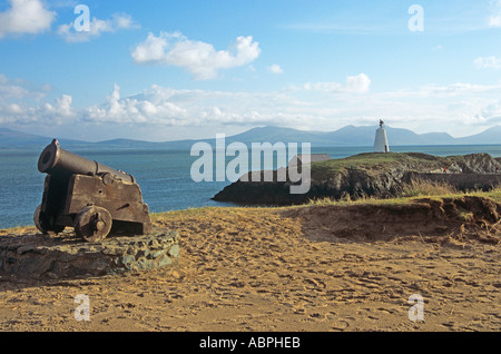 LLANDDWYN Insel ANGLESEY UK NORTH WALES Dezember blickt Twr Bach kleinere der zwei Leuchttürme auf der Insel Stockfoto