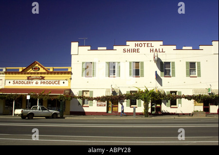 Hotel und Sattlerei Ararat Victoria Australien Stockfoto