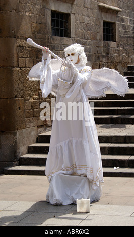 Menschliche Statue an der Plaça De La Seu Barcelona Stockfoto