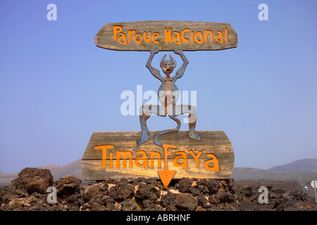 Spanien, Kanarische Inseln, Lanzarote, Nationalpark Timanfaya, Parque Nacional de Timanfaya, Eintrittsschild Stockfoto