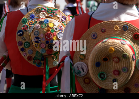 Traditionelle Folklore Kleid am Wimborne Folk Festival 2005 Stockfoto