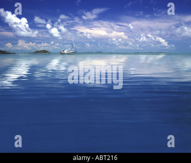 BH - BAHAMAS: Segeln off Grand Cay Stockfoto