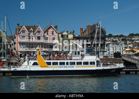 Passagier-Fähre vertäut am Ufer in Dartmouth Devon England Vereinigtes Königreich UK Stockfoto