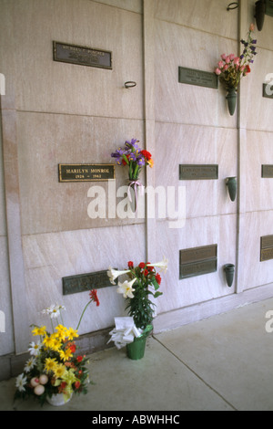 Marilyn Monroe Grab im Westwood Memorial Park Los Angeles California USA Norma Jean Baker Stockfoto