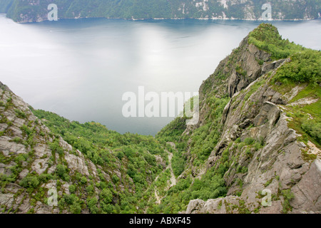 Hengjanenibbå Lysefjord Stockfoto