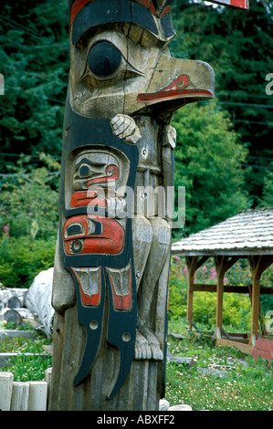 Totempfahl in der Tlingit-Indianer-Dorf Alaska AK Stockfoto