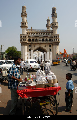 Charminar die vier Türme Basar Hyderabad Andhra Pradesh, Indien Stockfoto