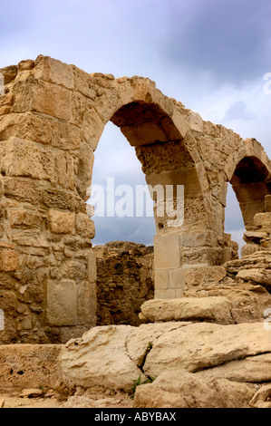 Reste der Bögen der alten Gebäude am römischen Agora der archäologische Ort von Kourion Zypern Stockfoto