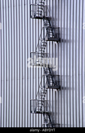 EXTERNEN FEUERLEITER AM MUSEUM KALTEN KRIEGES AN RAF COSFORD IN SHROPSHIRE. ENGLAND. UK Stockfoto