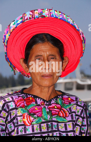 Indigene Tzutujil Frau, Santiago de Atitlan See Atitlan, Guatemala, Mittelamerika Stockfoto