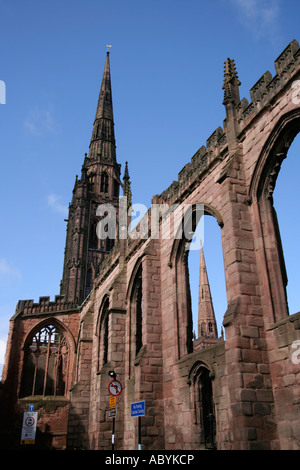 Coventry Stadt alte Kathedrale, die Ruinen zerstört Krieg England uk gb Stockfoto