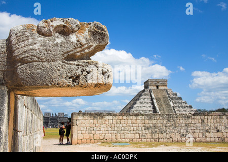 Pyramide des Kukulkan, vom Tempel der Jaguare, archäologische Stätte Chichen Itza, Chichen Itza, Bundesstaates Yucatán, Mexiko Stockfoto