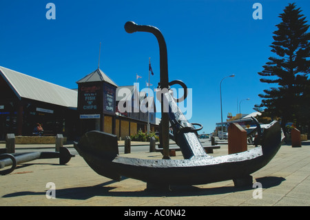 Western Australia Perth Fremantle riesige Schiff Anker auf Bürgersteig angezeigt Stockfoto