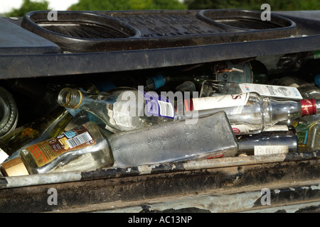 Glasrecycling Punkt Overfilled Sammelbehälter Stockfoto