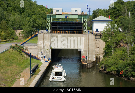 Erie-Kanal sperren 17 kleine fällt New York Herkimer County höchste Aufzug in das System nur Guillotine Tor Stockfoto