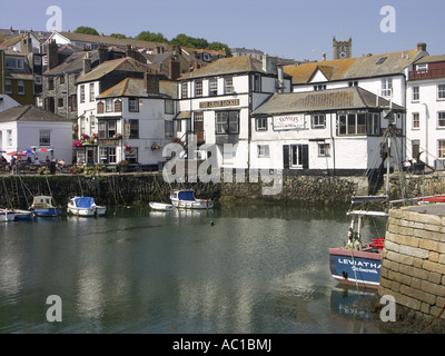 Der Kettenkasten Pub am Custom House Quay. Stockfoto