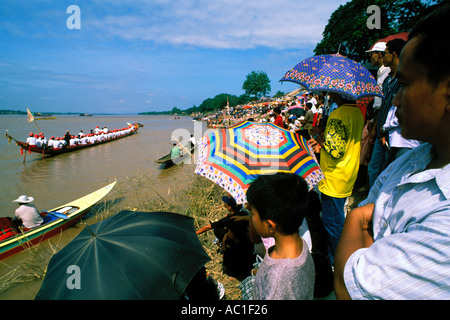 Laos, Vientiane, Regatten auf dem Mekong Stockfoto