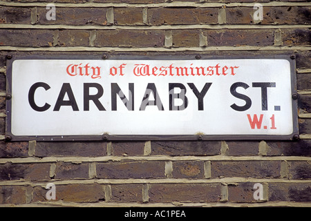 Zeichen der Carnaby Street im Westen von London. Stockfoto