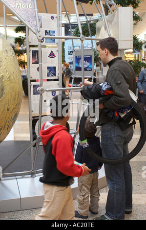 NASA-Ausstellung in Hamburg. Mond. Stockfoto