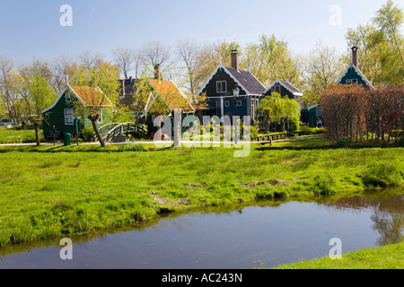 Dorf von De Zaanse Schans außerhalb von Amsterdam in den Niederlanden Stockfoto