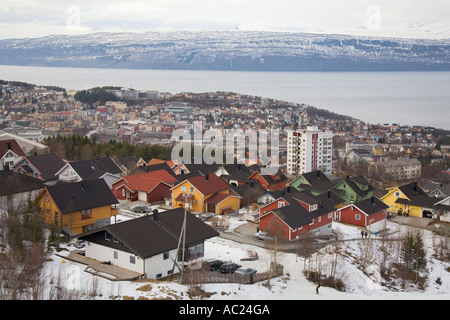 Blick über die Stadt Narvik in Norwegen an den Ufern des den Ofotfjord Stockfoto