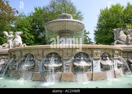 Wittelsbacher Brunnen am Lenbach Platz, München, Bayern, Deutschland Stockfoto