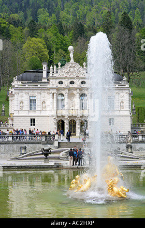 Deutschland, Bavary, Brunnen am Schloss Linderhof Stockfoto