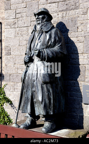 Statue von einer Rinder-Viehtreiber steht in Llandovery Carmarthenshire Wales UK Stockfoto