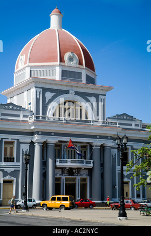 Regierung Gebäude der Palacio de Gobierno am Parque Jose Marti, Cienfuegos, Kuba. Stockfoto