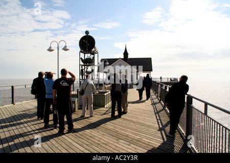 Die mechanische Uhr auf den neu restaurierten Pier in Southwold Suffolk East Anglia UK Stockfoto