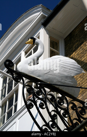 Melden Sie sich über das Swan Hotel in Southwold Suffolk East Anglia UK Stockfoto