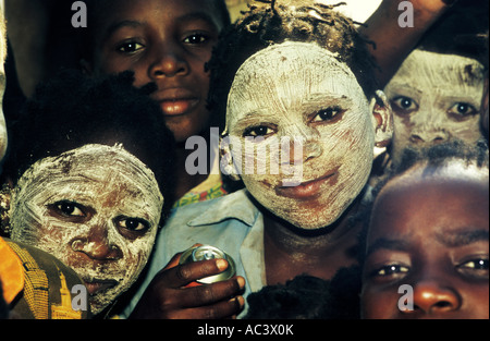 Kinder in Paquitequete Dorf, Pemba, Mosambik Stockfoto