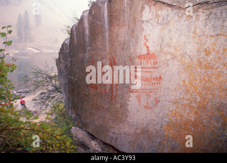 Indische Piktogramme auf Middle Fork des Salmon River Idaho Stockfoto