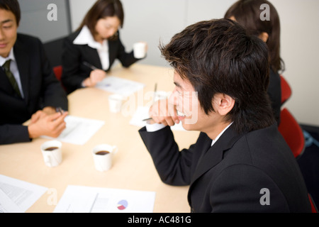 Gruppe von Geschäftsleuten treffen Stockfoto