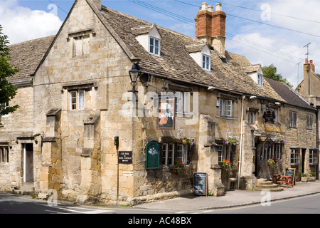 Der Old Corner Schrank Inn in der Stadt von Winchcombe Gloucestershire Cotswold Stockfoto