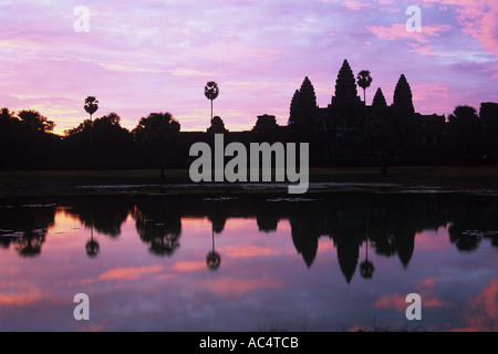 Sonnenaufgang über Angkor Wat, Kambodscha Stockfoto